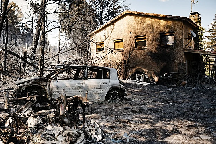 Marlaska admits that the evolution of the fires in Madrid and Ávila "has not been positive"