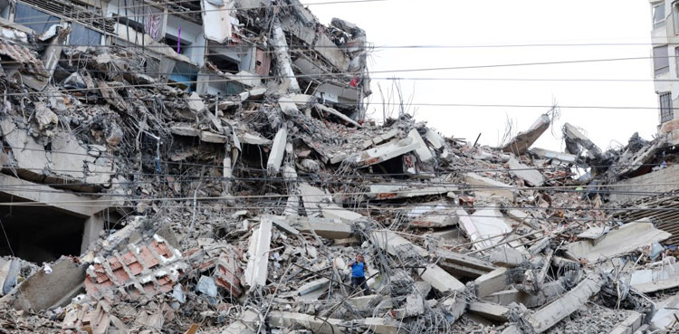 Venezuelans search for survivors after quakes kill at least 235