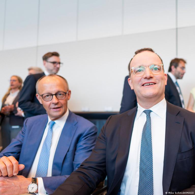 Merz download group leader Cdu became father with surrogate motherhood, Spahn resigns