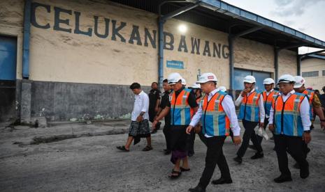 Transport Minister Dudy Purwagandhi said the Bali port will start ferry services to reduce traffic on the busy Java-Bali crossing