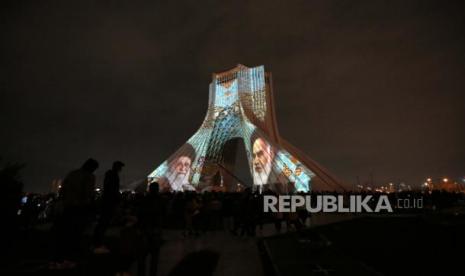 Iran says US uses military pressure ahead of further negotiations