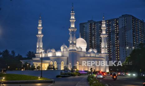 West Java Provincial Government launches Muslim-Friendly Tourism at At-Thohir Grand Mosque in Depok