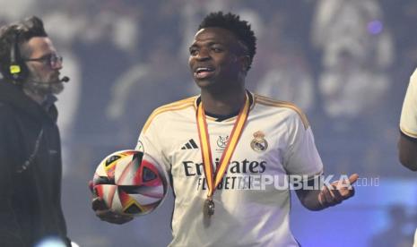 Vinicius Jr Officially Extends Contract until 2032, Ends Speculation about His Future at Real Madrid