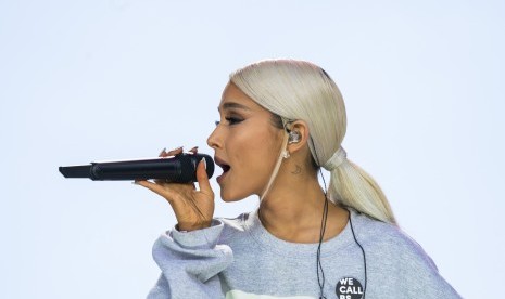 The US singer and actress will pause public activities following her London show on September 1