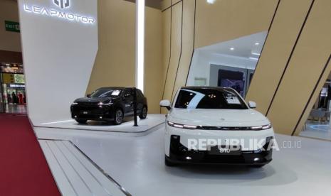 The Chinese automaker is assembling the two models at PT National Assemblers Plant 3 in Purwakarta