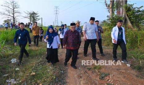 Government Accelerates SNT, Education Minister Reviews Land Readiness in Jepara