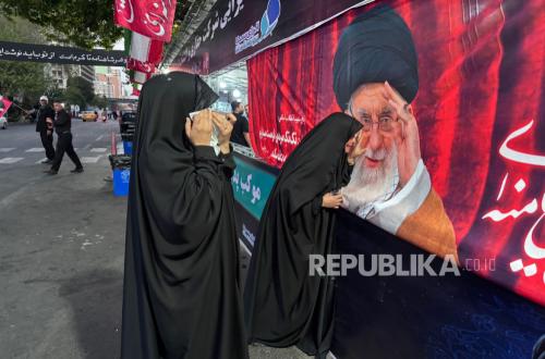 Iranian Media Airs Megawati's Condolences on Khamenei's Death