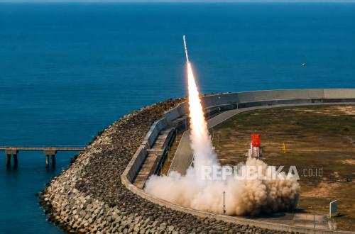 Turkey Surprises NATO, TAYFUN Hypersonic Missile Hits Moving Ship at Sea