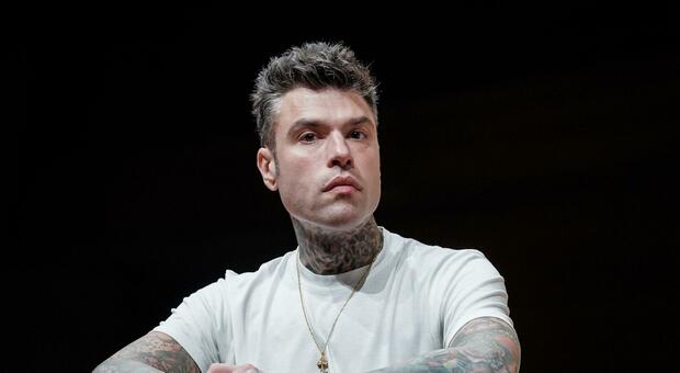 Fedez admitted, rapper transferred to Humanitas Hospital