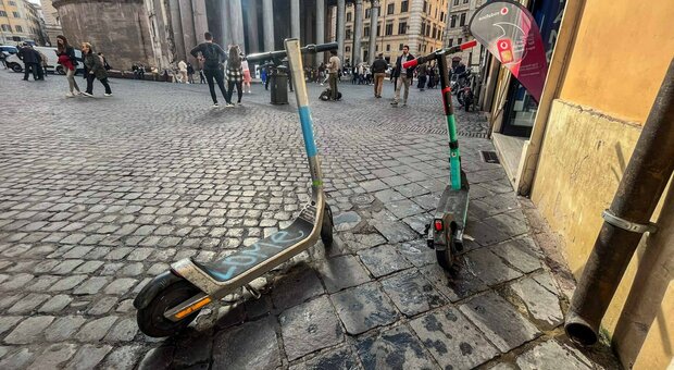 Monopattini e bike in sharing in Rome, fine Antitrust for 2,675 million euros: "They hindered free racing"