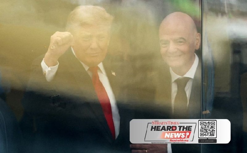 Trump backs under-fire Infantino