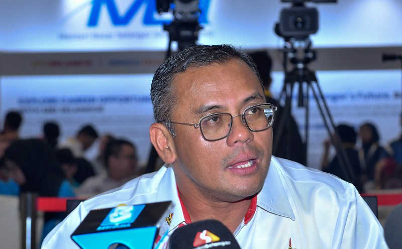 General : Selangor To Meet Panasonic Factory Workers Next Week