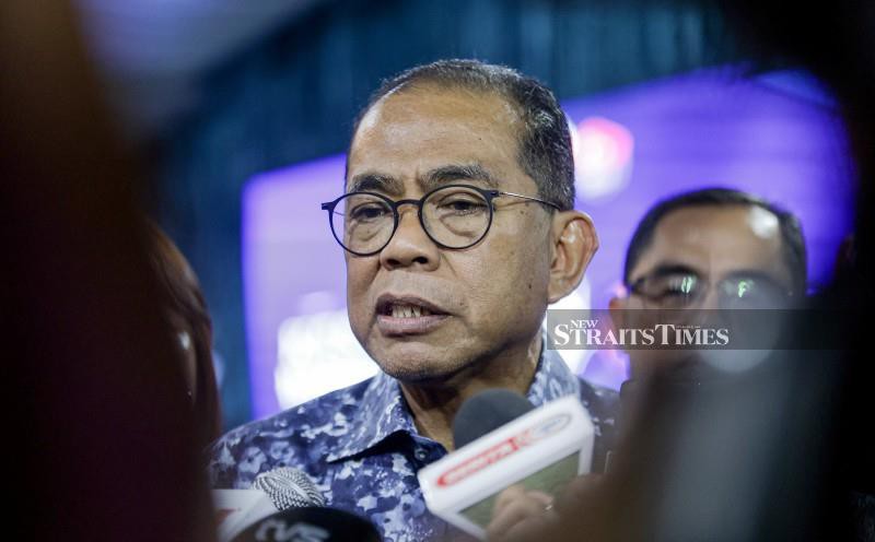 Malaysia seeks stronger defence ties with Iran