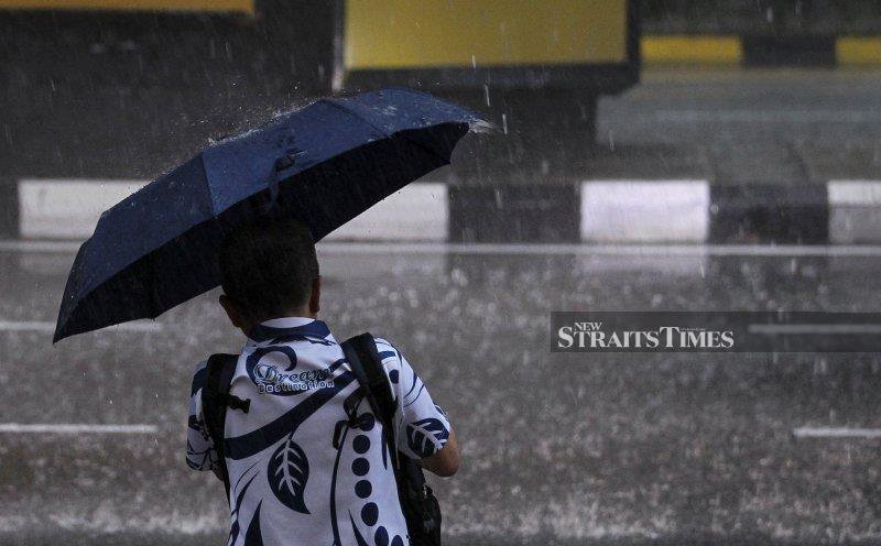 General : Thunderstorms, Heavy Rain Warning For 10 States, Three Federal Territories
