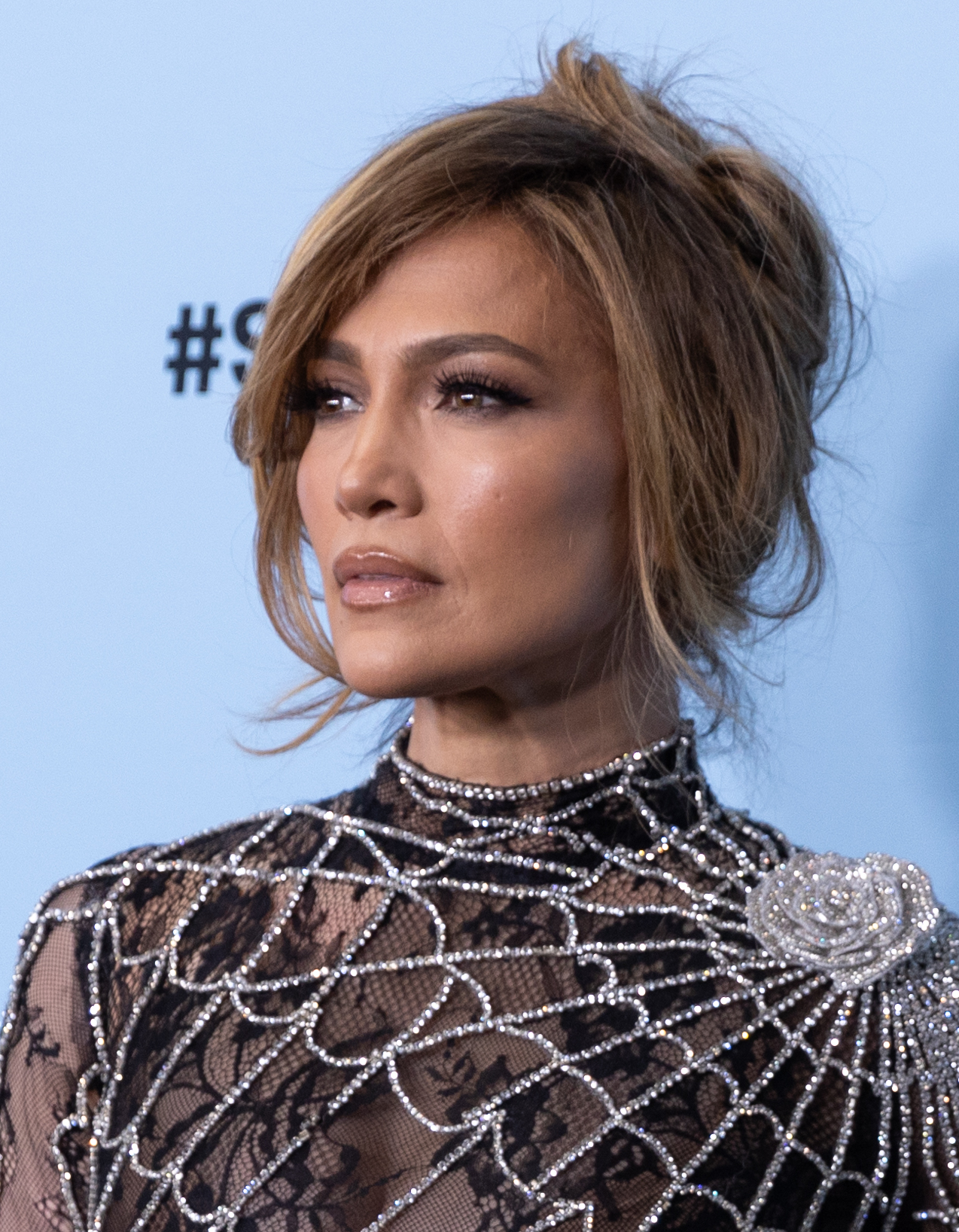 Jennifer Lopez in Venice, the gondola ride like Madonna: the show with 'Like a Virgin'