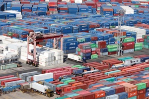Outbound shipments hit $21.3 billion in the first 10 days, driven by a 155.4% jump in chip exports amid AI boom