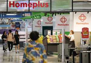 Homeplus outlets resume operations after court extends rehabilitation proceedings