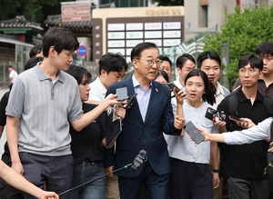 Land minister says additional greenbelt housing supply to be limited to Gyeonggi Province