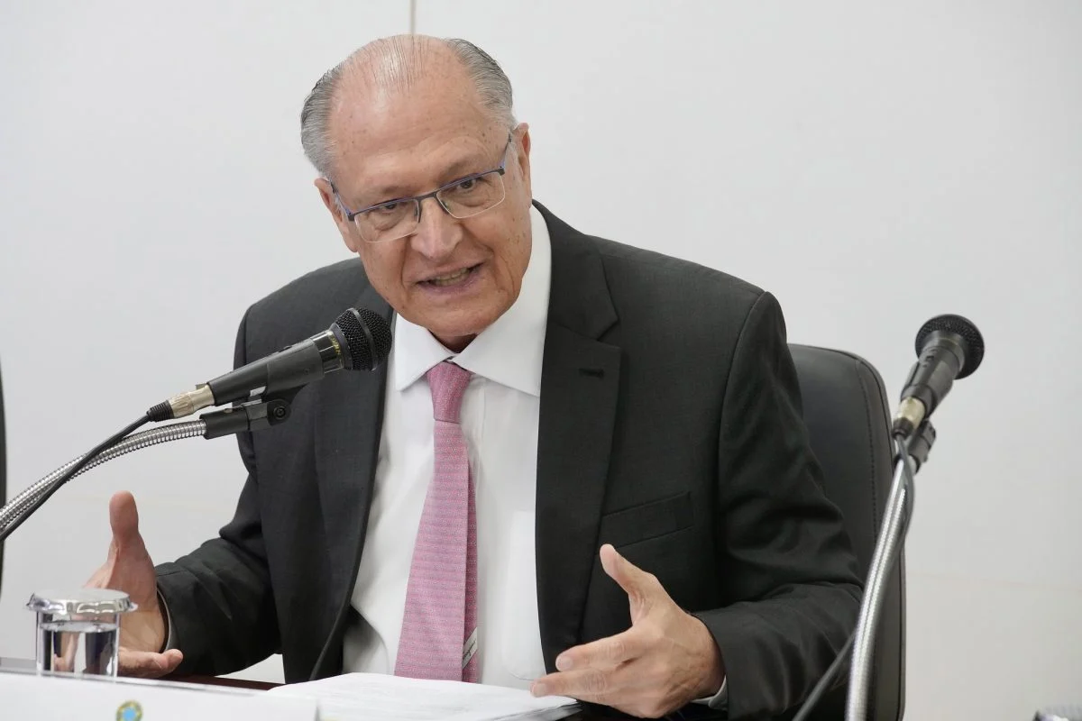 Alckmin announces support for sectors affected by US tariffs