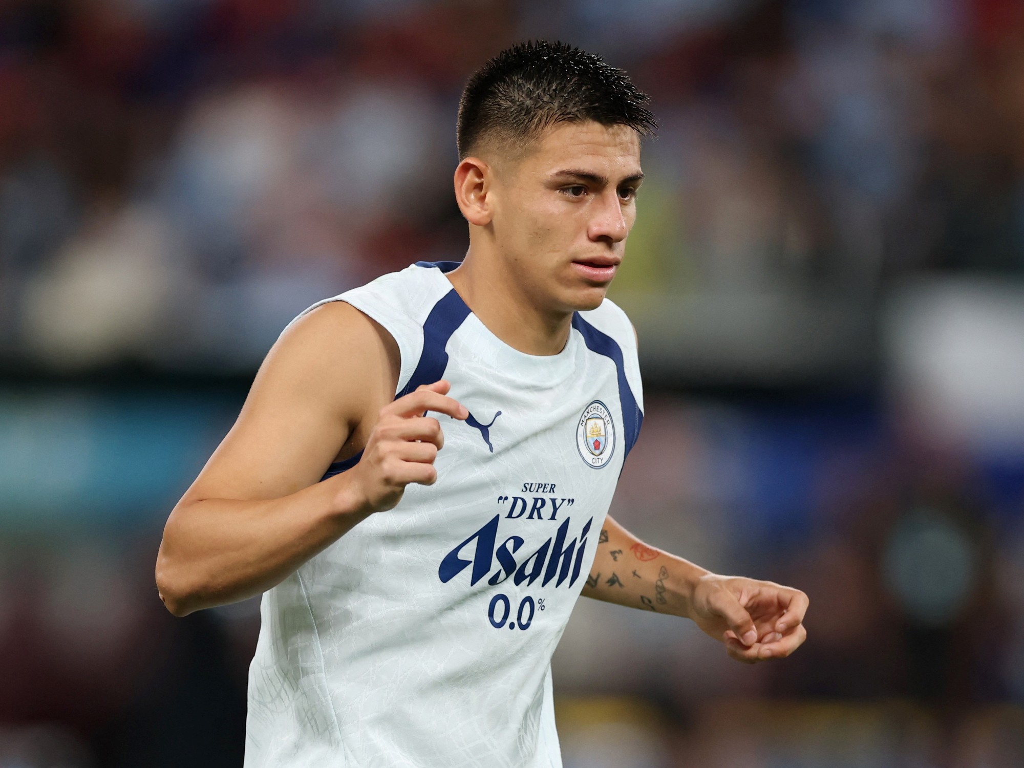 Diablito Echeverri added minutes to the City, chopped his prison and continued with uncertain future in England