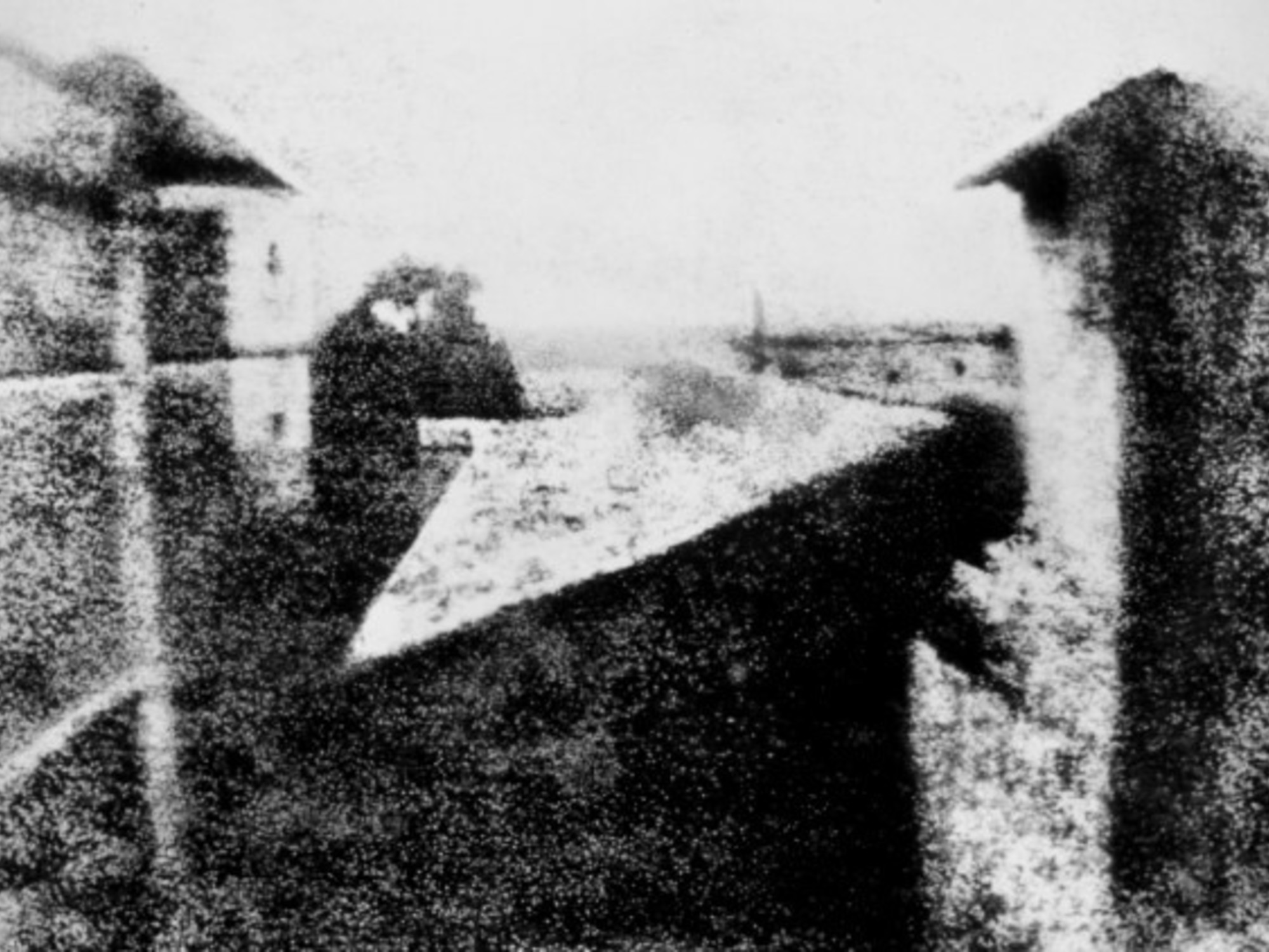 The first photograph of history returns to France after 200 years