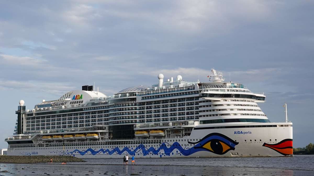 Passengers were about to disembark: AIDA cruise ship must change course at the last minute