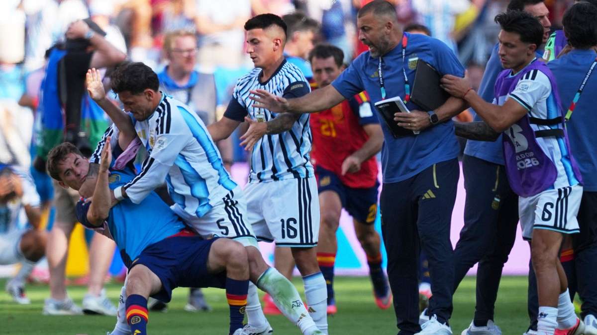 Paredes grid after World Cup finale could have serious consequences for Spaniards