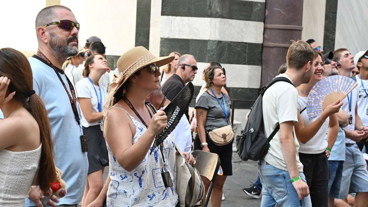 Asphalt glows at 49 degrees: Florence experiment shows how easily cities could cool