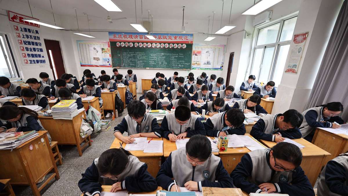Study with Thousands of Children: Sleep Linkes Mental Health and School Success
