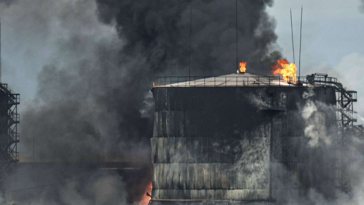 Ukraine attacks refinery with six million tons of annual capacity – fire broke out