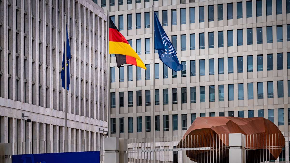 Historical taboo break: Merz government upgrades BND and constitutional protection with new combat powers