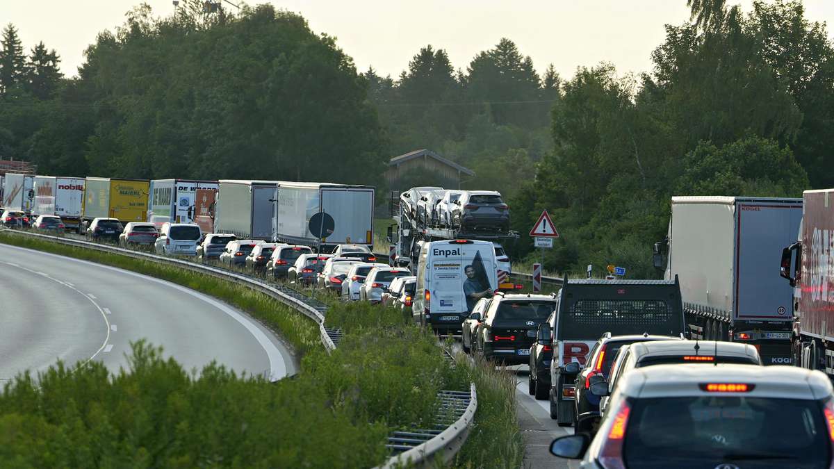 Traffic jams at the weekend: wave of returns, low water and Formula 1 meet holidaymakers at the same time