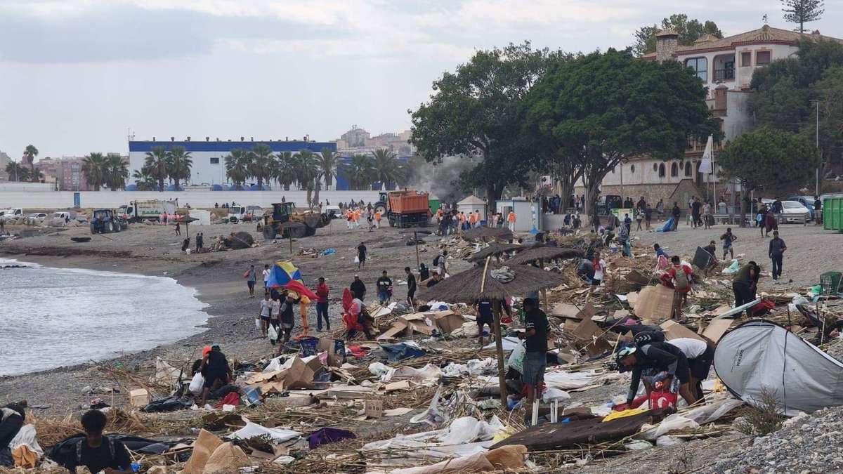 Large-scale operation in Ceuta: authorities clear beach with around 4,000 migrants