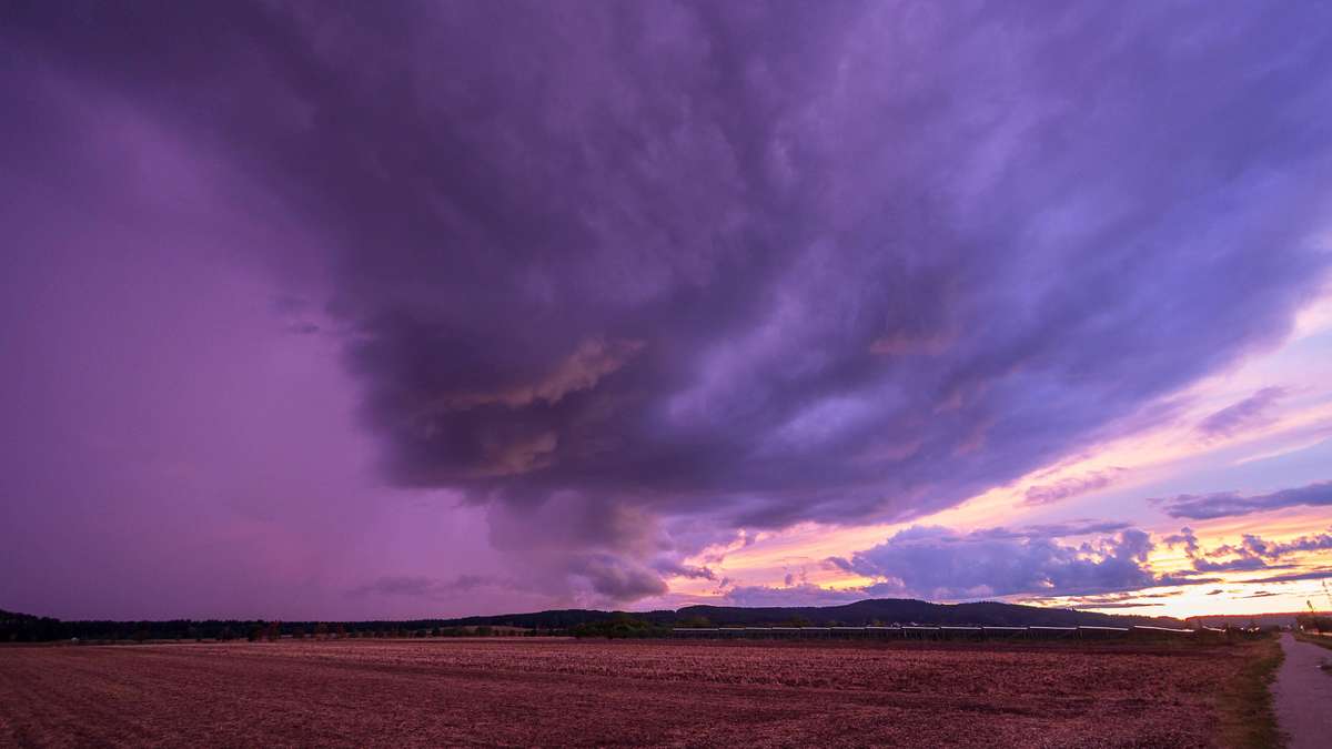 Storm chaos in Bavaria: Floods, hail, accidents – spectacular photos show consequences