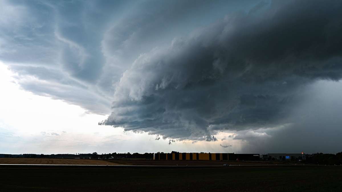 “High risk”: DWD warns of explosive weather conditions – Date fixed