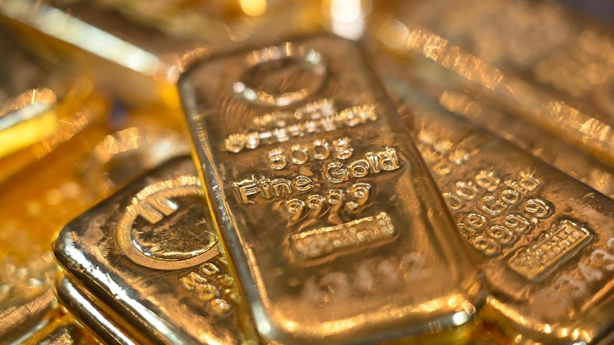 Gold price survives first shock – but on Friday threatens the next hammer