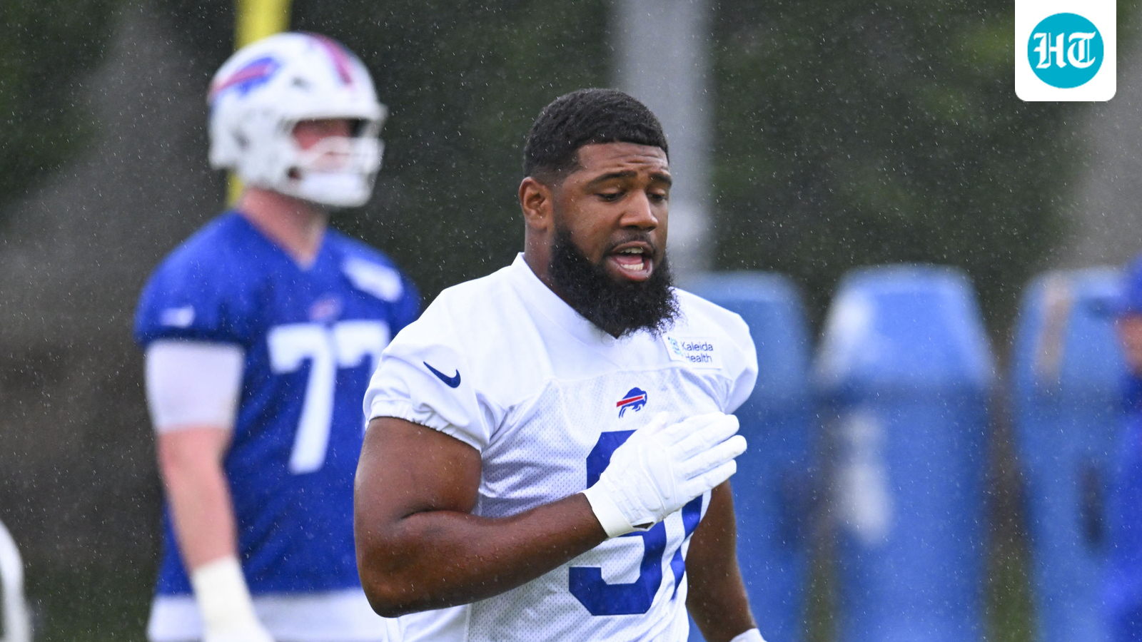 Bills star Ed Oliver mourning tragic death of 2-year-old son