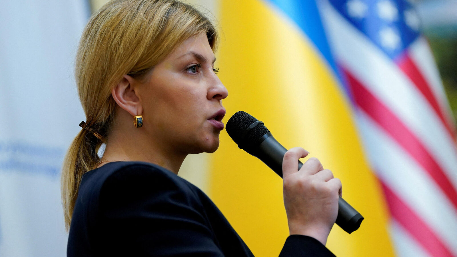 Ukraine: Former Ambassador to the United States suspected of corruption