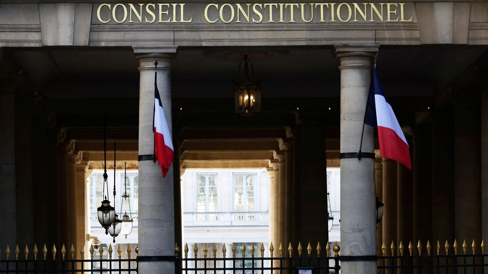 Laurent Frémont: "Help to die, the betrayal of the Sages"