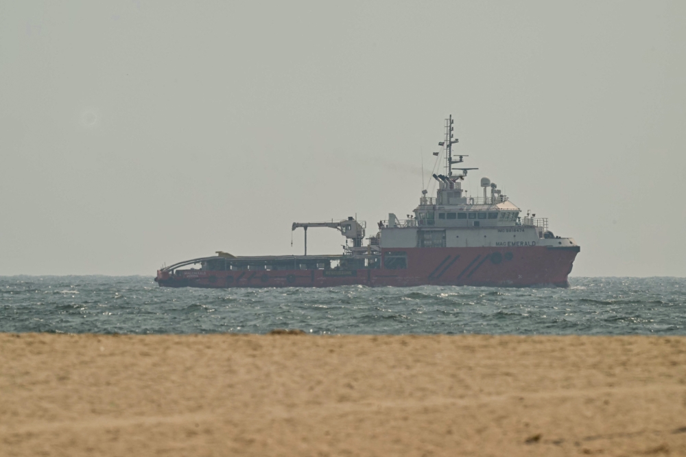 US demands Iran publicly announce intention against attacking vessels in Strait of Hormuz