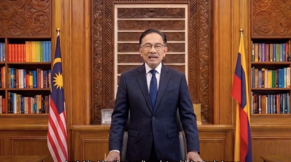 PM Anwar calls on the people to share views via his AI avatar VIDEO