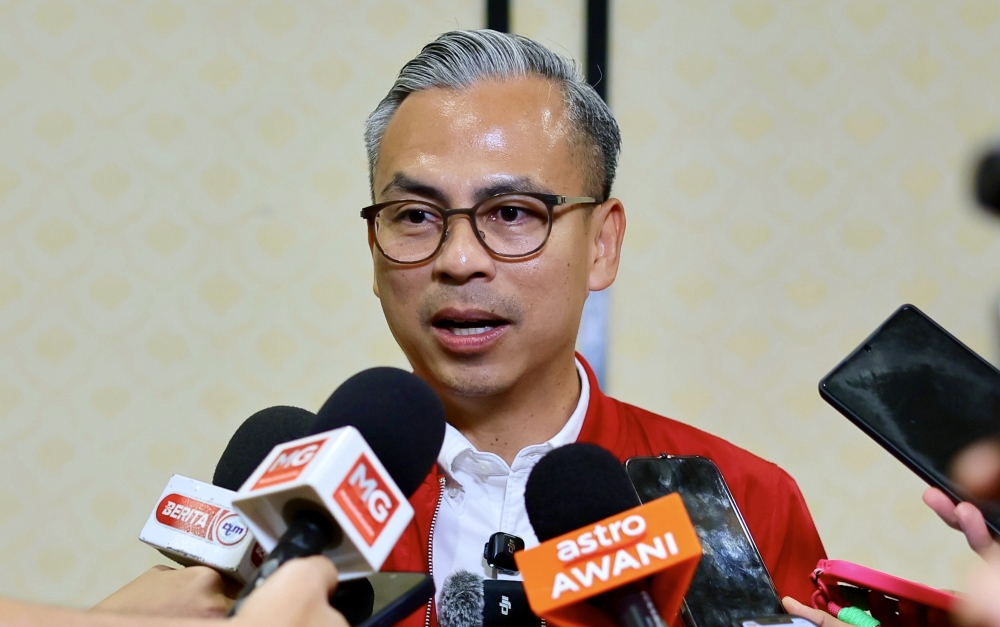 Communications Minister Fahmi Fadzil announced the venue, with preparations ongoing and a next meeting on Aug 24.