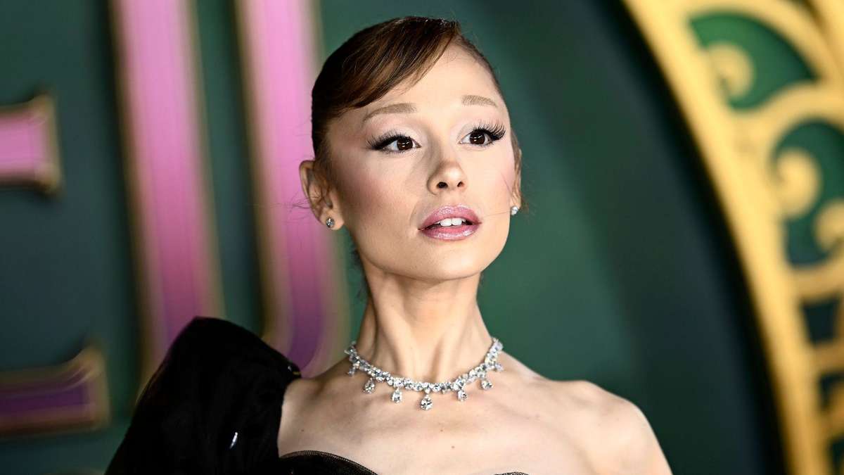 At a concert in Chicago, the singer told her fans that the break was not reactive or impulsive