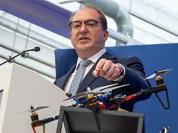 Report: Dobrindt doubles anti-drone units of the Federal police