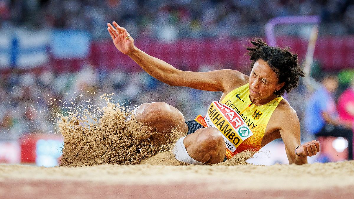 Long jump star fights with tears on TV - Bitter Mihambo evening!