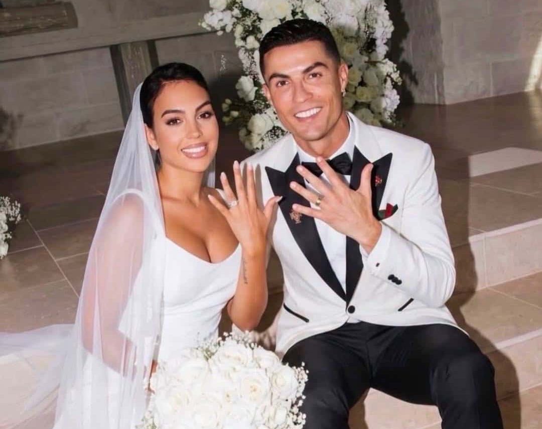 World : Cristiano Ronaldo Marries Long-Time Girlfriend Georgina Rodriguez